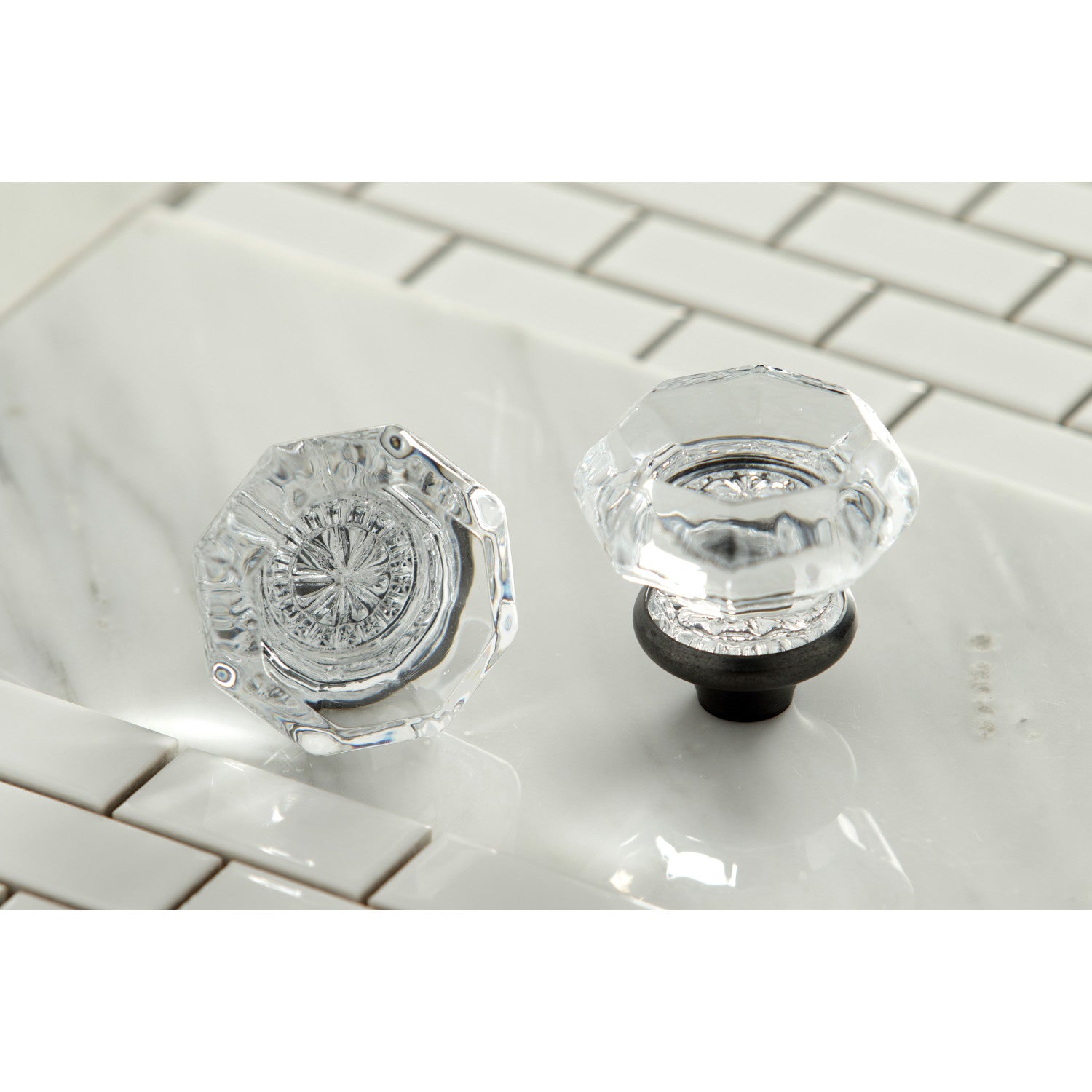 Kingston Heirloom KS3965WCL - Celebrity Two-Handle 3-Hole Deck Mount Widespread Bathroom Faucet with Brass Pop-Up, Oil Rubbed Bronze — thumbnail 3